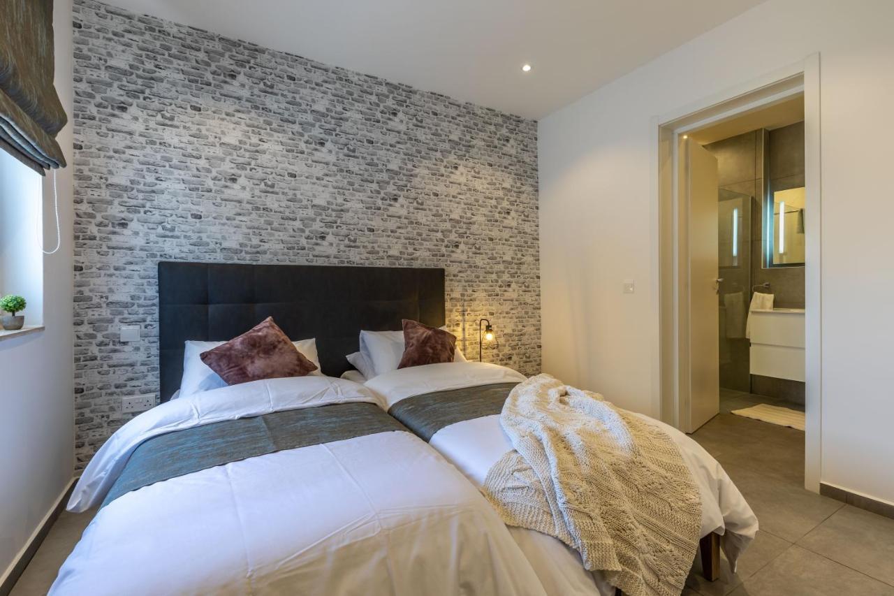 Seaside Luxury In Pembroke St Julians Διαμέρισμα Εξωτερικό φωτογραφία